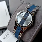 Reloj a cuarzo suizo Clavin Klein, unisex. Modelo K9E231VX