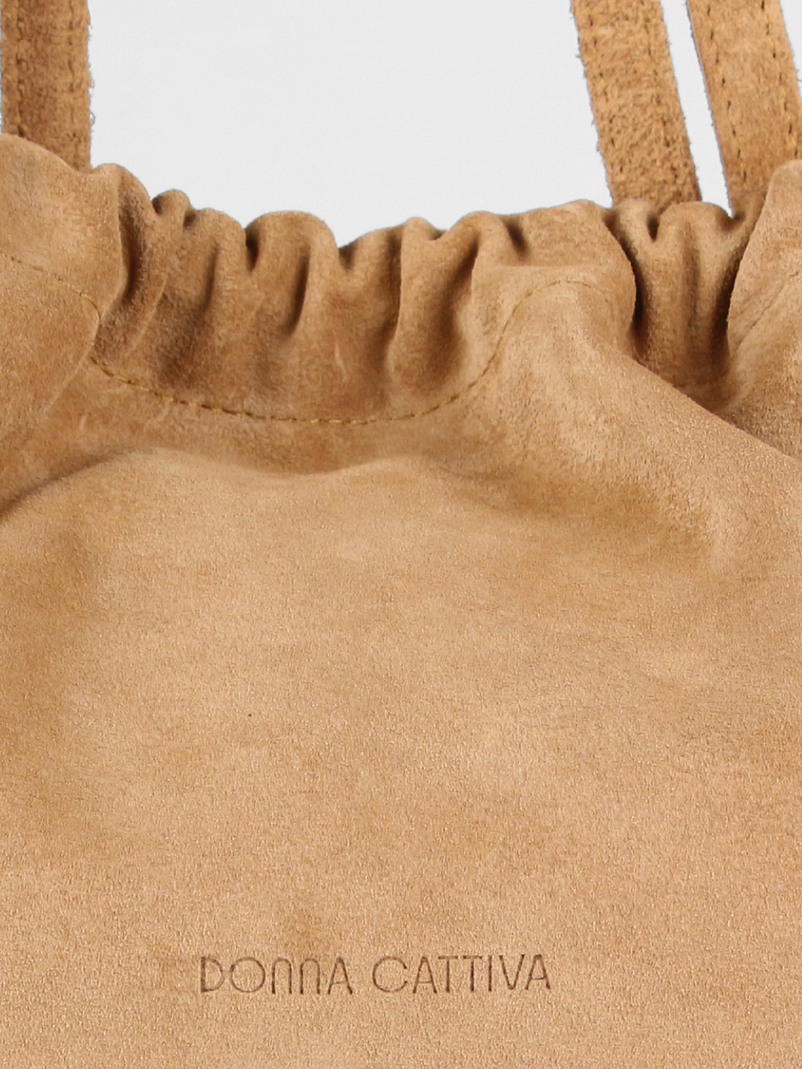 Susan - Maní Gamuza 2