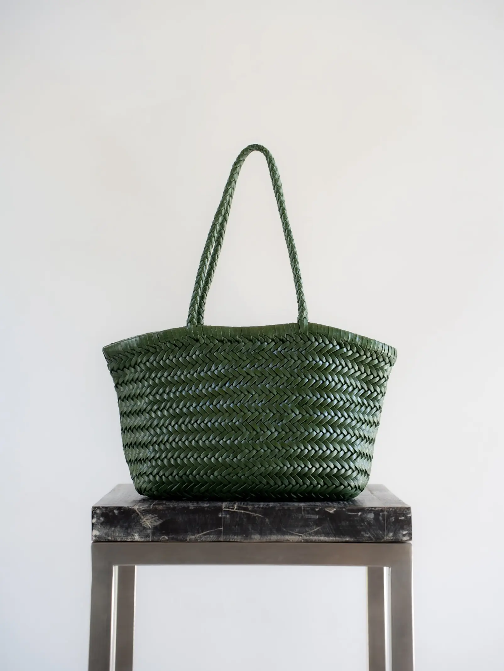 Must S - Green  2