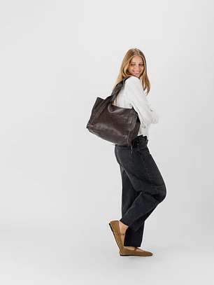 Vienna 2- Dark Brown