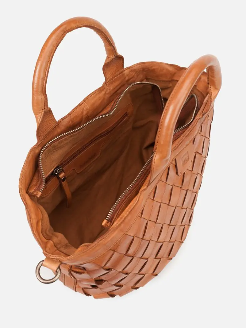 Lewisburg M - Camel 3