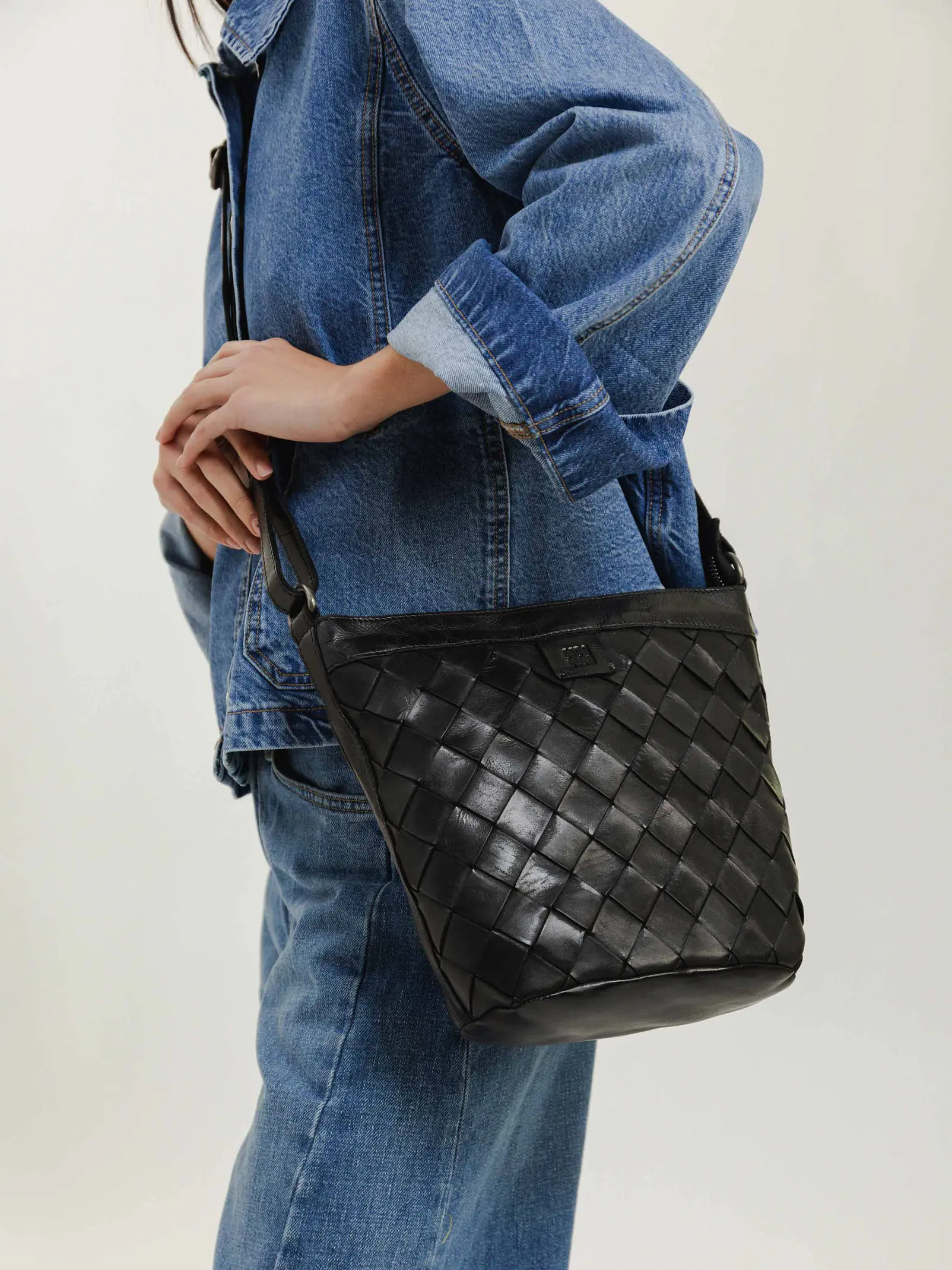 Cross Lewisburg - Black  3