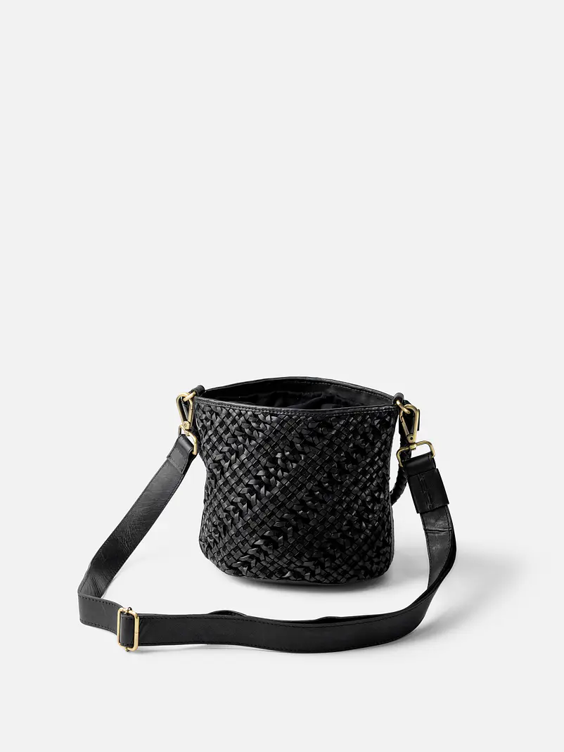 Selma - Black 8