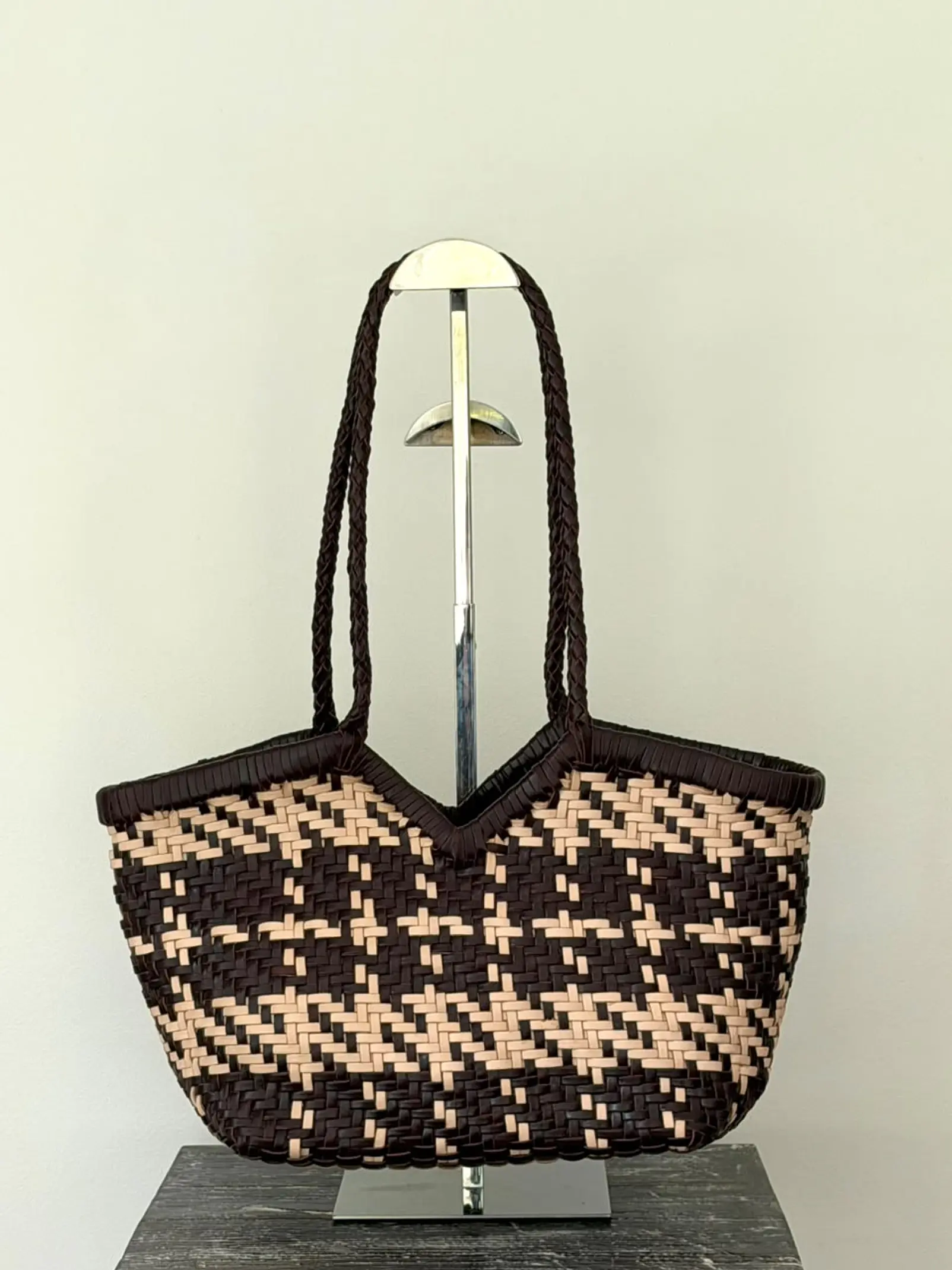 Mara - Dark Brown 