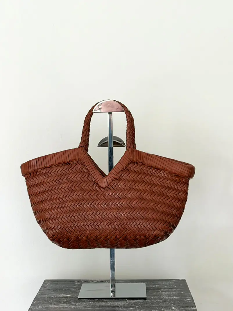 Cloe - Camel  2