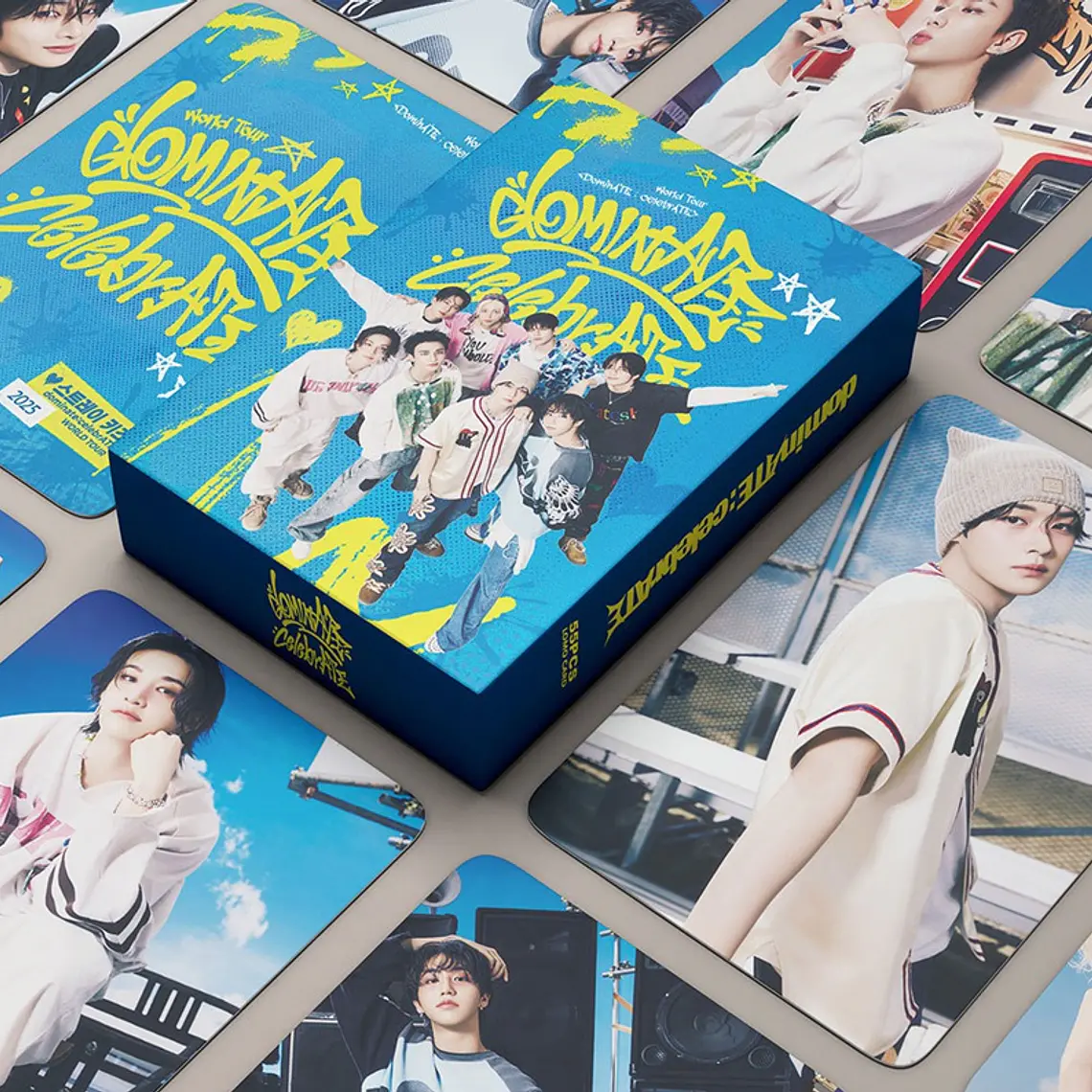 Lomocard Stray Kids Dominate World Tour 92 PCS 1