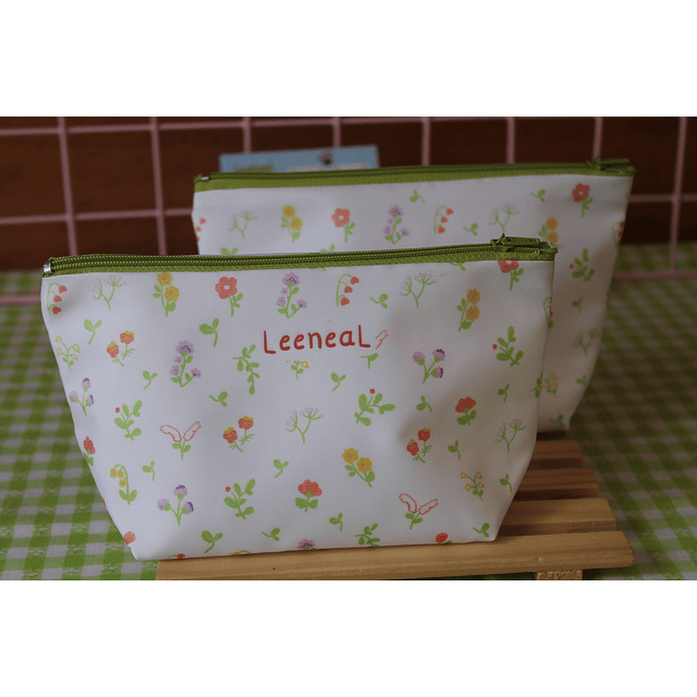 Cosmetiquero  florecitas