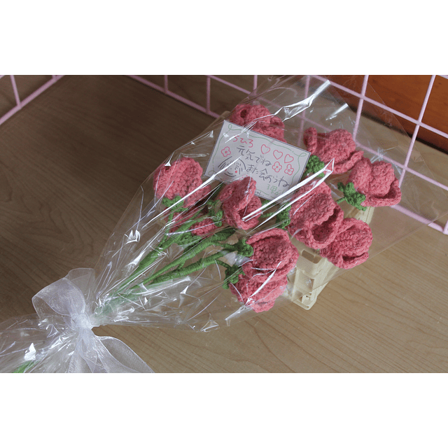 Ramo de flores de crochet El Viaje de Chihiro