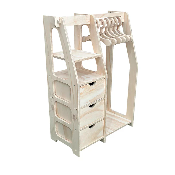 Clóset Montessori de Madera con 6 Colgadores 2