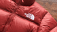 Chaqueta The north face nuptse mujer roja efecto cuero - Miniatura 7