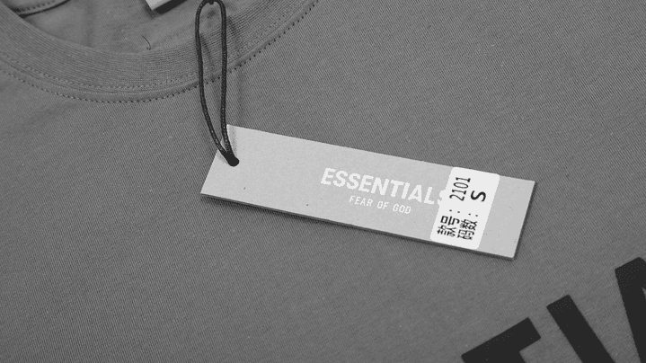 Polera Essentials Cemento 6