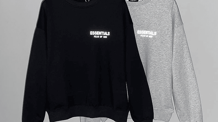 Crewneck Essentials negro reflectante minimalista 3
