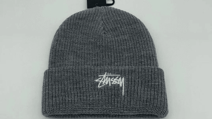 Gorro Stussy 4