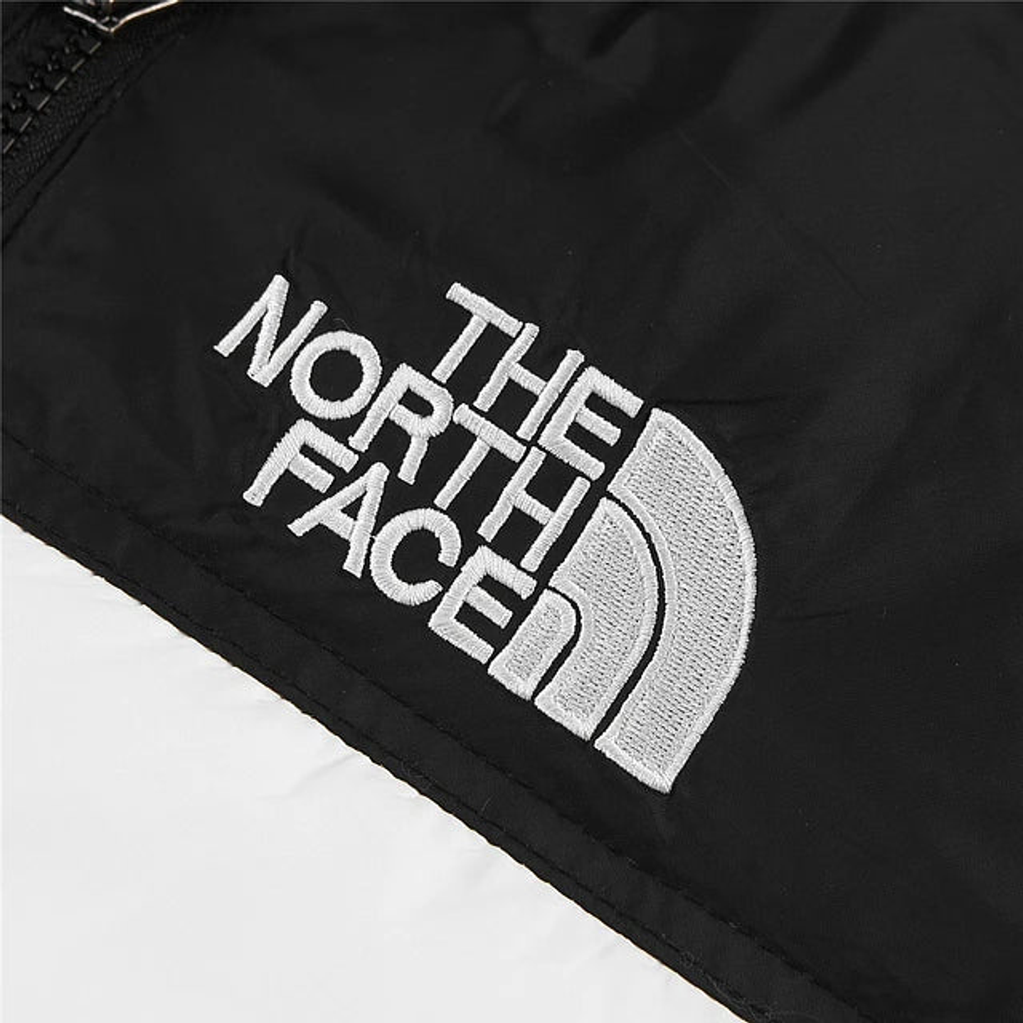 Chaqueta The north face nuptse blanca 4