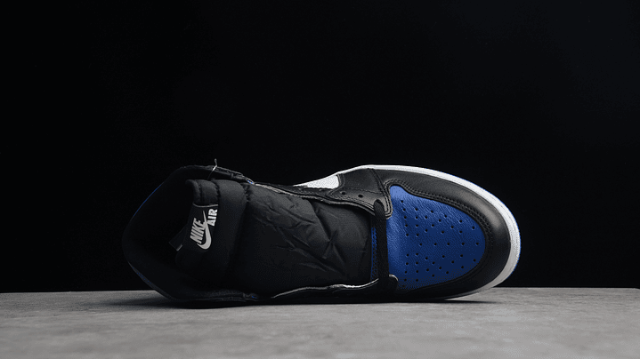 Jordan 1 High OG White Royal 6