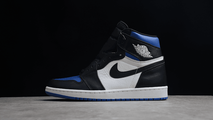 Jordan 1 High OG White Royal 1