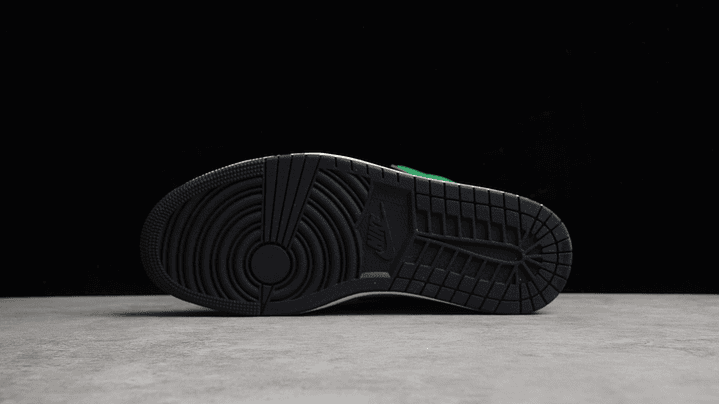 Jordan 1 High Lucky Green 4