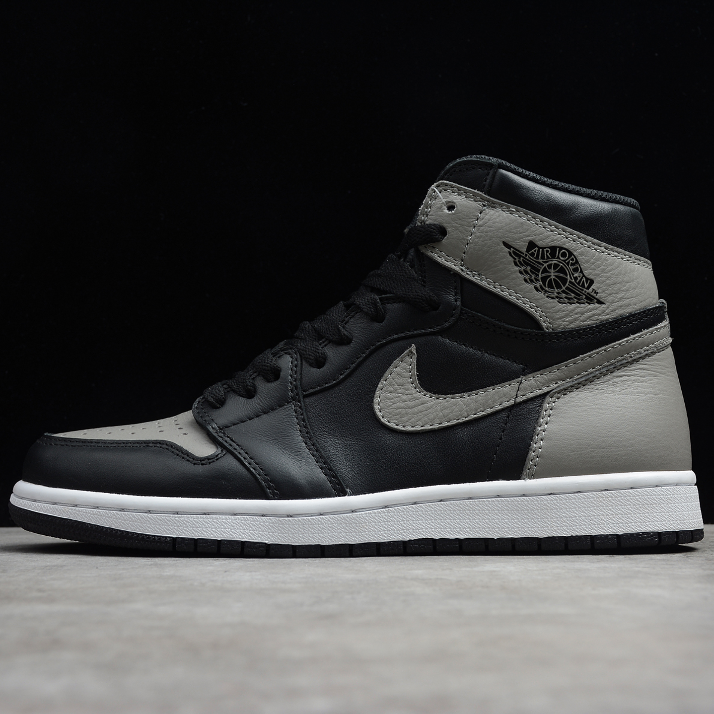 Jordan 1 High Shadow 1