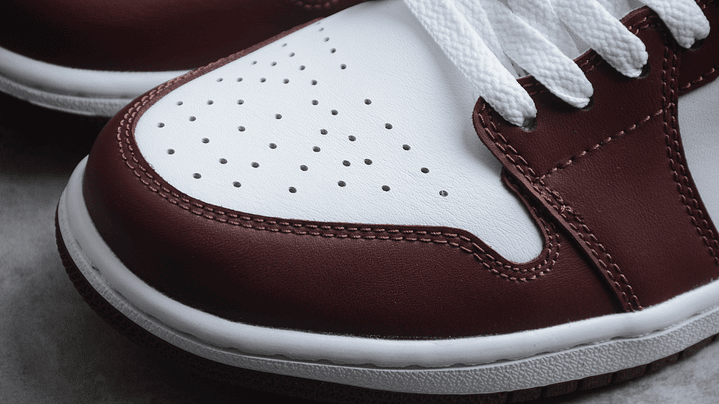 Jordan 1 Low Team red/white 5