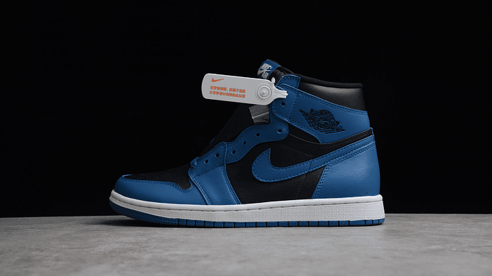 Jordan 1 High OG Dark Marina Blue 1