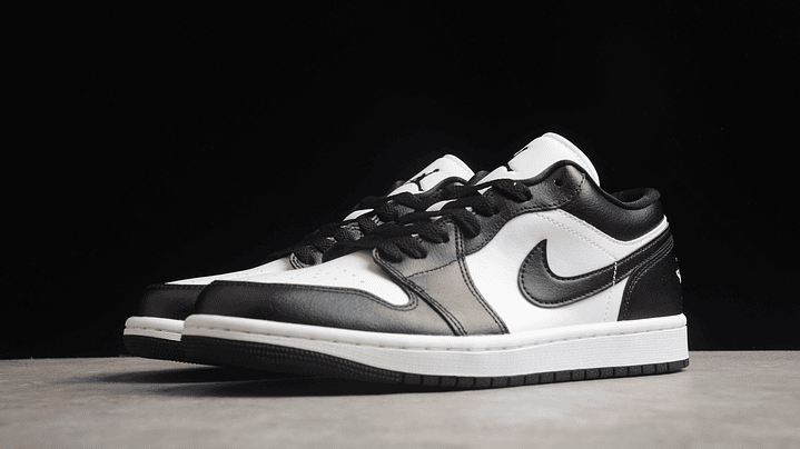 Jordan 1 Low Panda 2