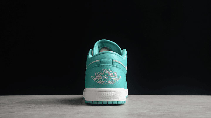 Jordan 1 low Cyan 5