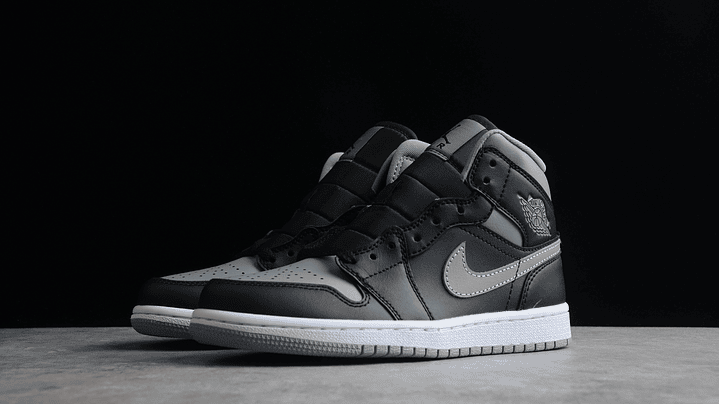 Jordan 1 mid shadow 2
