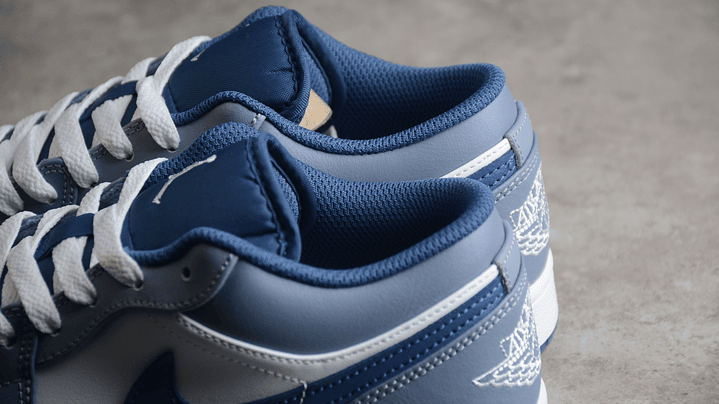 Jordan 1 low ashen slate 6