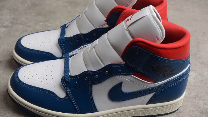Jordan 1 mid french blue gym red 4