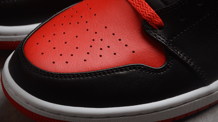 Jordan 1 mid alternate bred 5