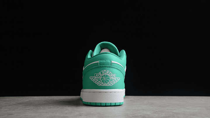 Jordan 1 low turquoise 3