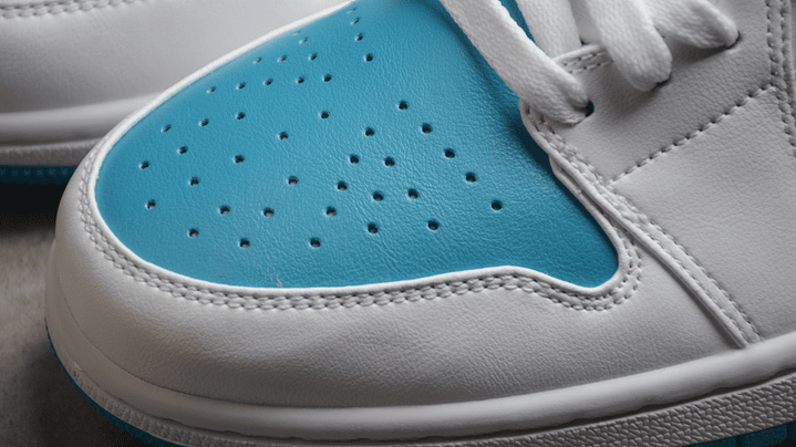 Jordan 1 low aquatone 5