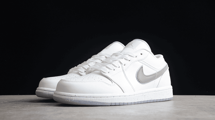 jordan 1 low dare to fly 2