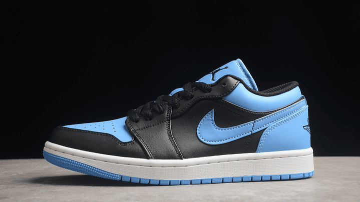 Jordan 1 low university blue 1