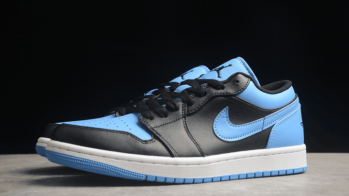 Jordan 1 low university blue 2