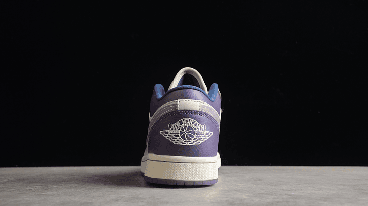 Jordan 1 low pastel plum 3