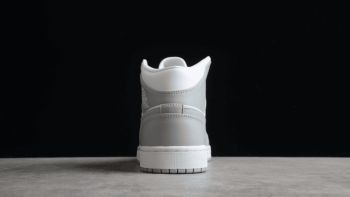 Jordan 1 mid linen 3