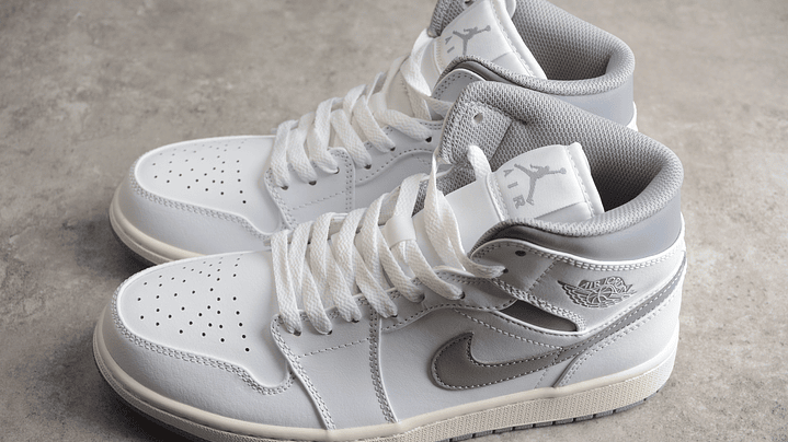 Jordan 1 mid neutral grey 4