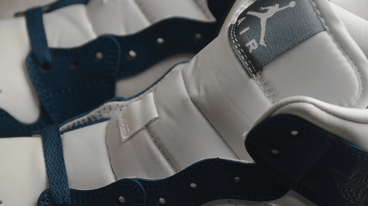 Jordan 1 Mid sky j french blue 6