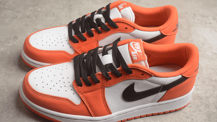 Jordan 1 low starfish OG 4