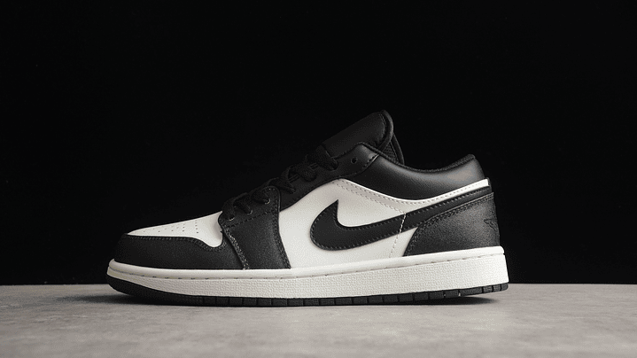 Jordan 1 low panda verde neon 1