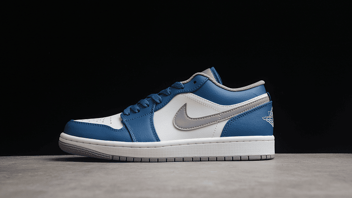 Jordan 1 low true blue cement 1