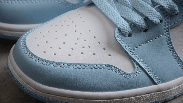 Jordan 1 low white ice blue 5