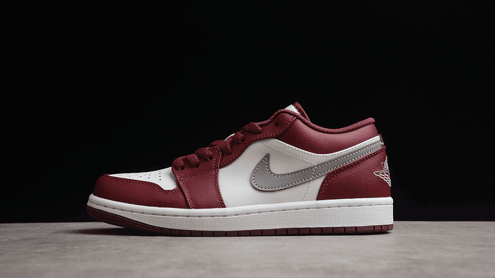 Jordan 1 low bordeaux 1