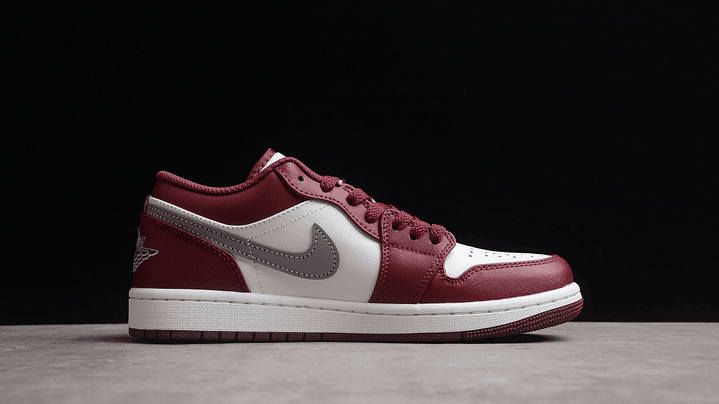 Jordan 1 low bordeaux 2