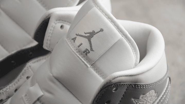 Jordan 1 mid stealth 5