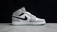 Jordan 1 mid light smoke grey - Miniatura 2