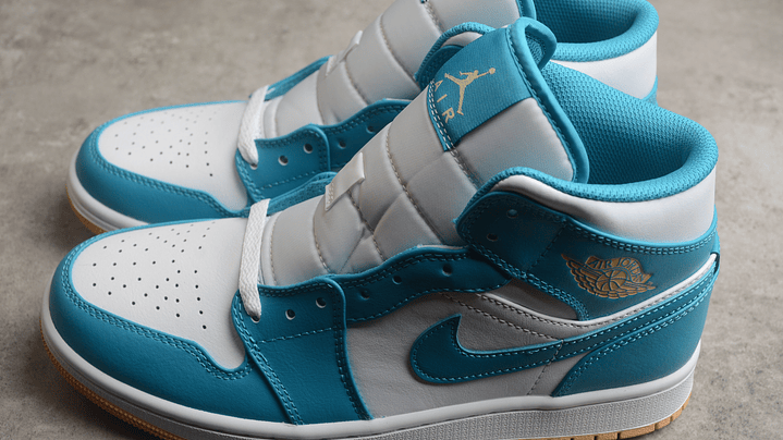 Jordan 1 mid aquatone 4