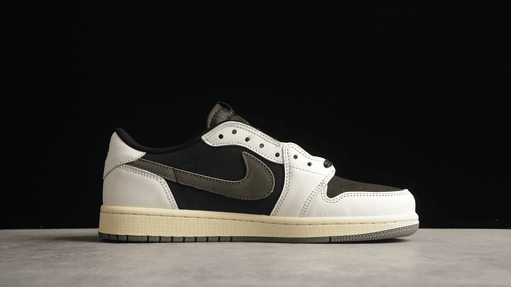 Jordan 1  low travis scott olive 2