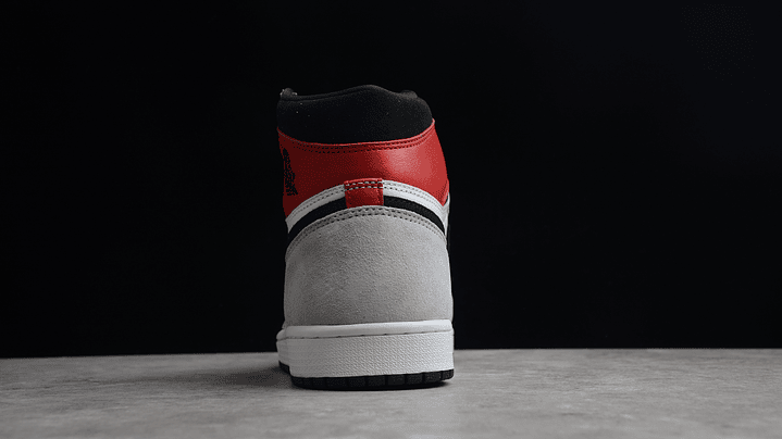 Jordan 1  high light smoke grey 3